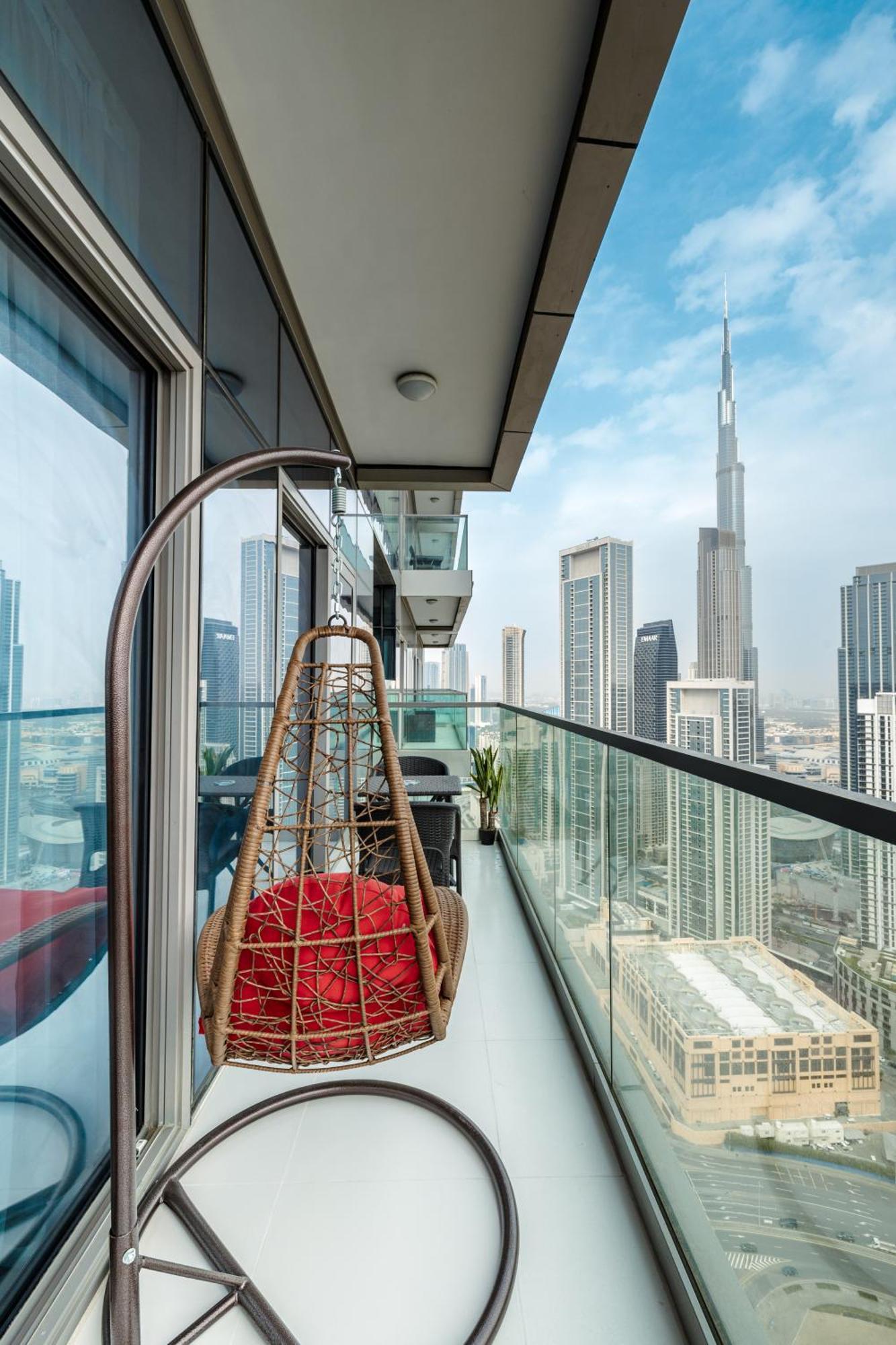 Aliving Luxe 2Br With Burj Khalifa View Infinity Pool Midtown-4704 Apartamento Dubai Exterior foto